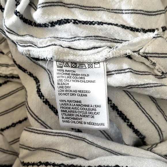 Ladies tie shirt - Picture 6 of 8